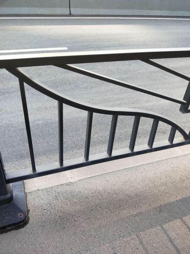 道路護欄